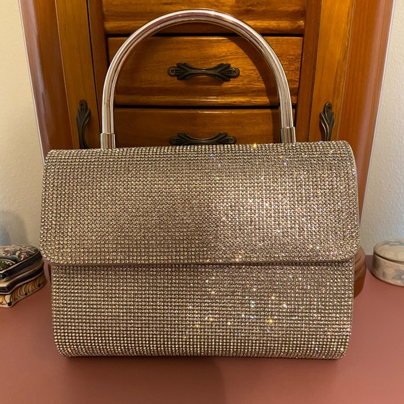Handbags - Silver sparkly bag